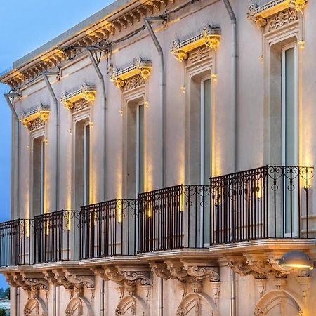 Casa Ruiz Suites Noto Luaran gambar