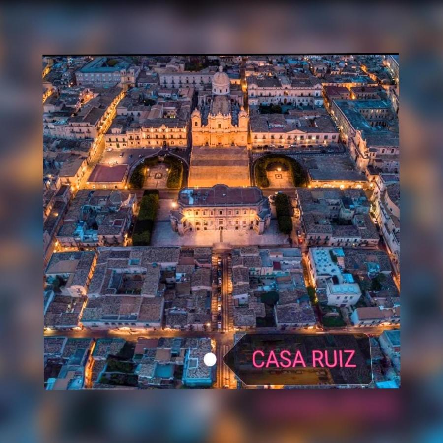 Casa Ruiz Suites Noto Luaran gambar