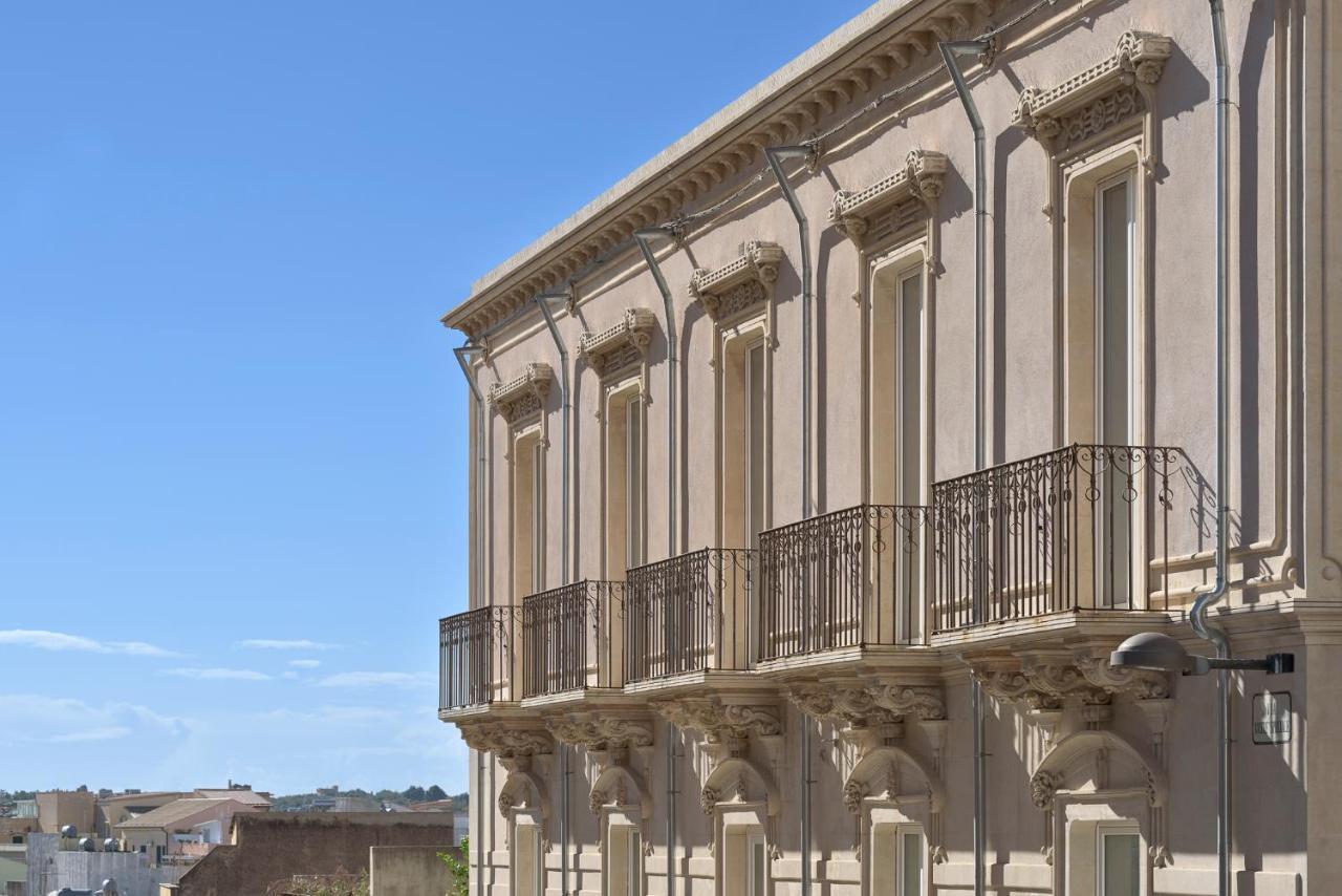 Casa Ruiz Suites Noto Luaran gambar